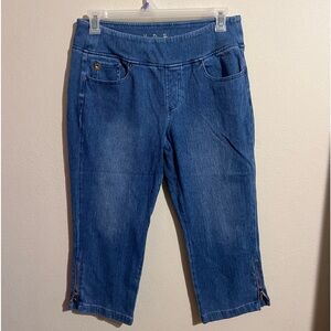 Belle by Kim Gravel capri